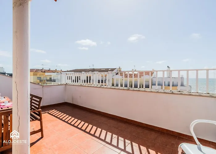 Apartmán Casa Do Terraco - Center Of With Sea View Santa Cruz (Oeste)